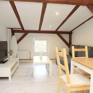 Gemütliche Dachgeschoßwohnung Mit Altbaucharme Lübeck