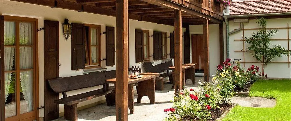 Gaestehaus Enzianhof Hotel Garni Oberammergau 3*,