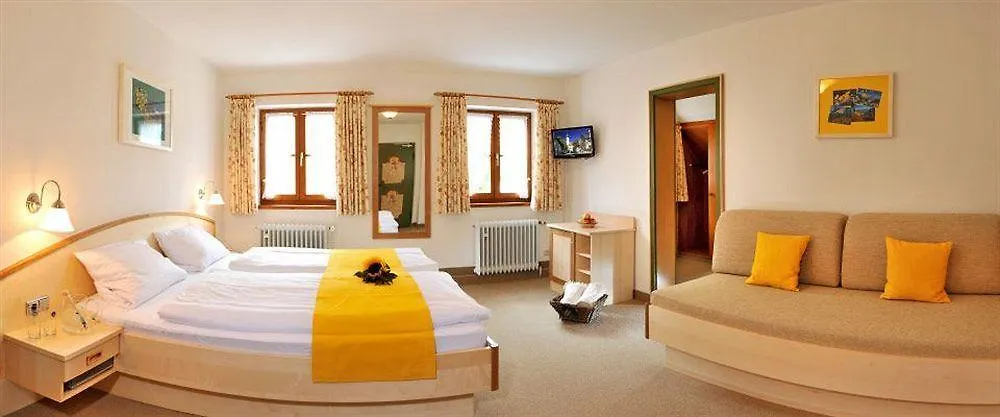 Gästehaus Enzianhof Hotel Garni Oberammergau